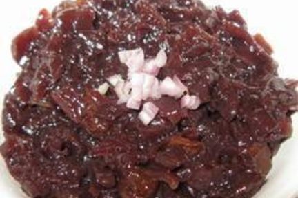Луковый конфитюр с изюмом