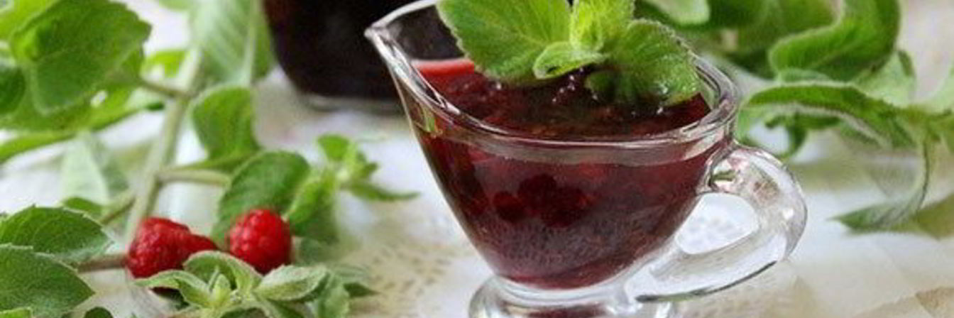 Малиновое варенье жидкое