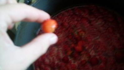 варенье из войлочной вишни с сюрпризом