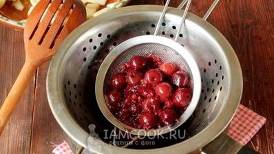 яблочно-ягодное варенье