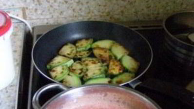 жареные кабачки с чесноком на зиму