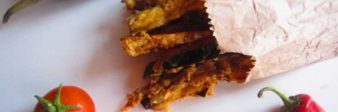 Баклажанные палочки в сырном кляре