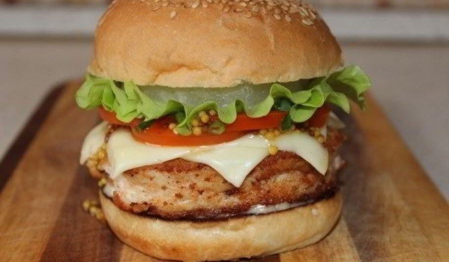 Рецепт бургера с ананасом и медовой горчицей
