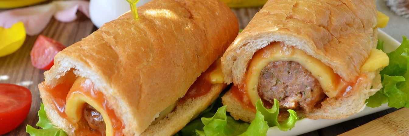 Бургер с фрикадельками