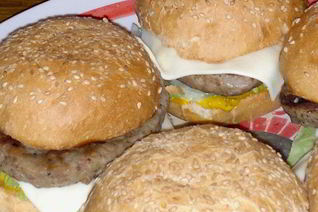 Бургеры с домашними булочками