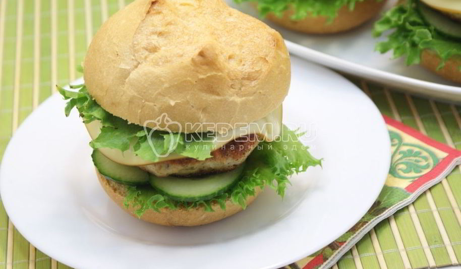 Рецепт домашних гамбургеров с куриной котлетой