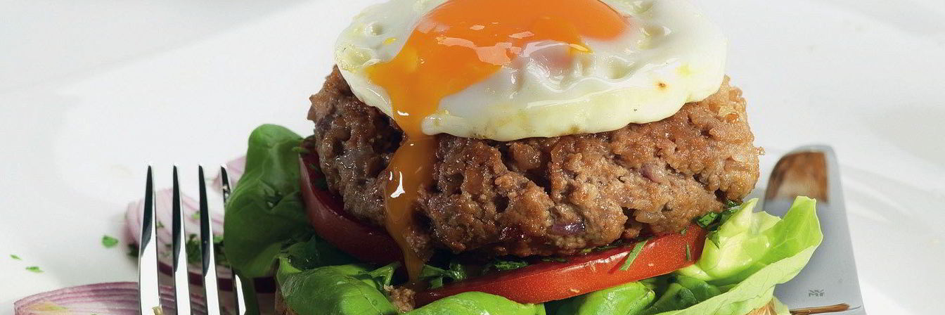 Гамбургер с соусом тартар