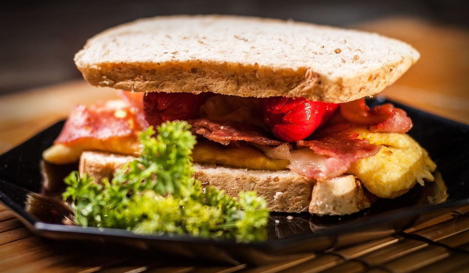 Рецепт бутерброда с сосиской