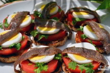 Бутерброды с анчоусами