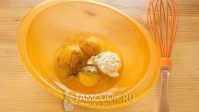 бутерброды с яичницей-болтуньей