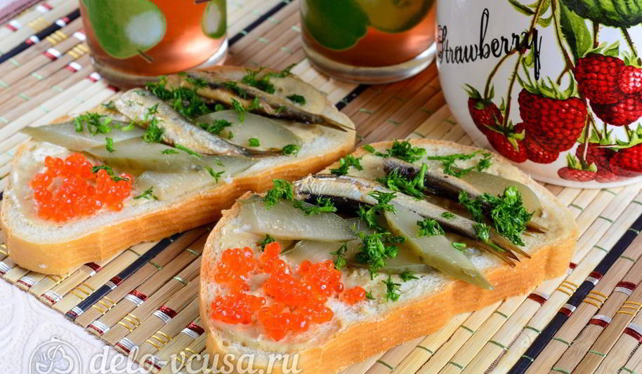 Рецепт бутербродов со шпротами и икрой