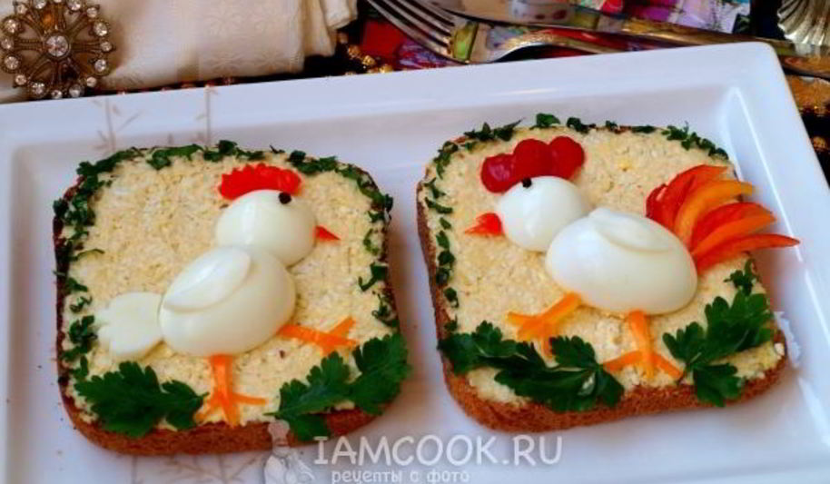 Рецепт праздничных бутербродов курочка и петушок