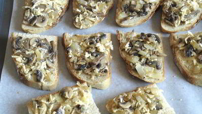 запеченные бутерброды с шампиньонами