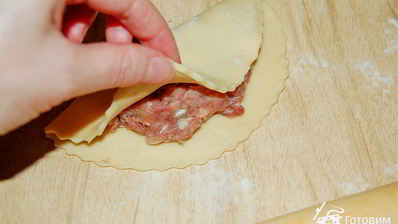 чебуреки с мясом