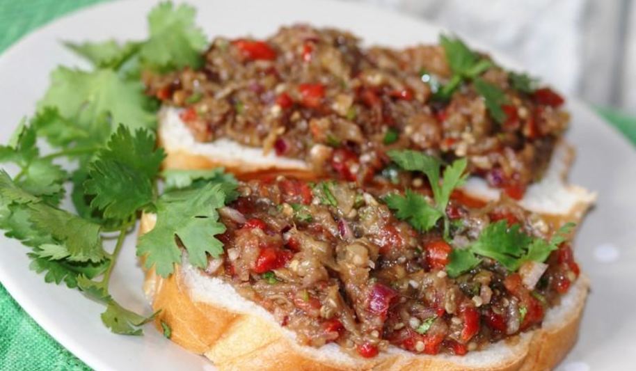 Рецепт икры из баклажан через мясорубку