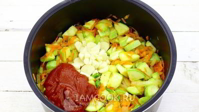 кабачковая икра с перцем и луком