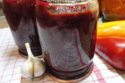 Свекольная икра с кориандром