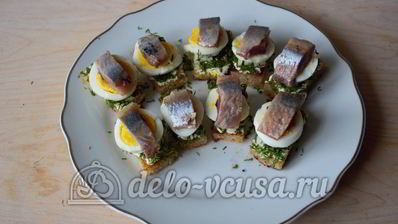 канапе с селедкой