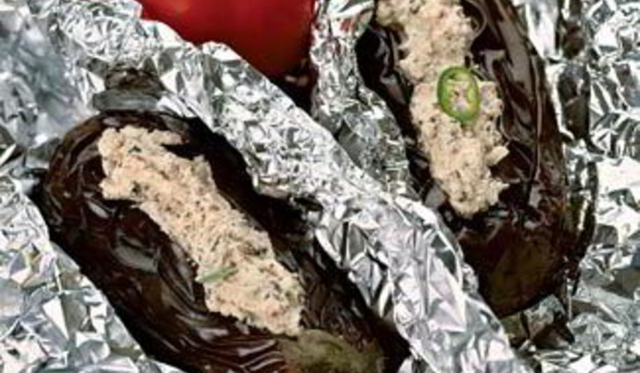 Рецепт холодной закуски из фаршированных баклажанов