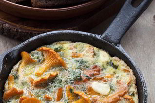 Фриттата с лисичками