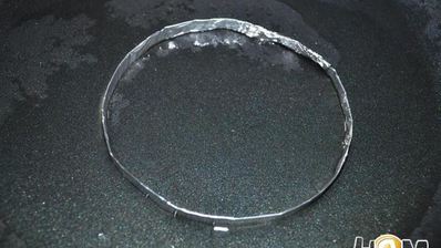 омлет из перепелиных яиц со шпинатом на лепешке