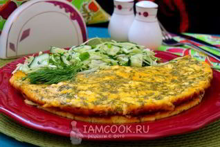 Омлет с творогом на сковороде