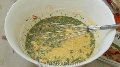 омлет с творогом на сковороде