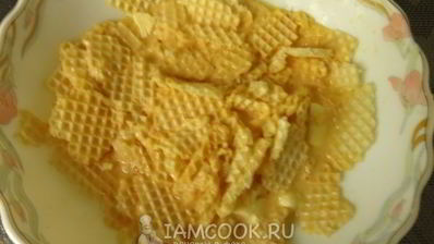 омлет с вафельными коржами в микроволновке