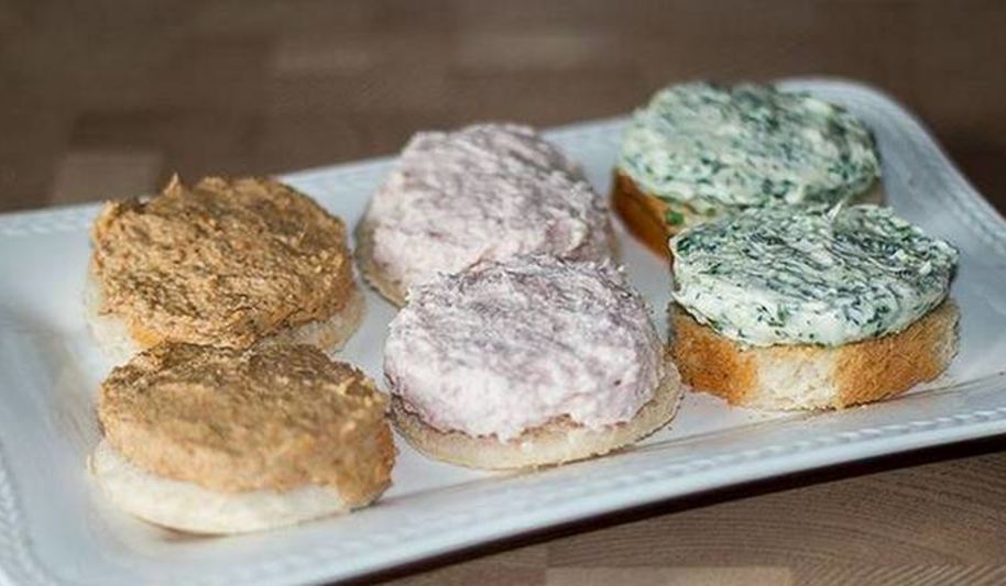 Рецепт мясного, грибного и зеленый паштет для завтрака