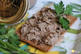 Паштет из куриной печени с черносливом