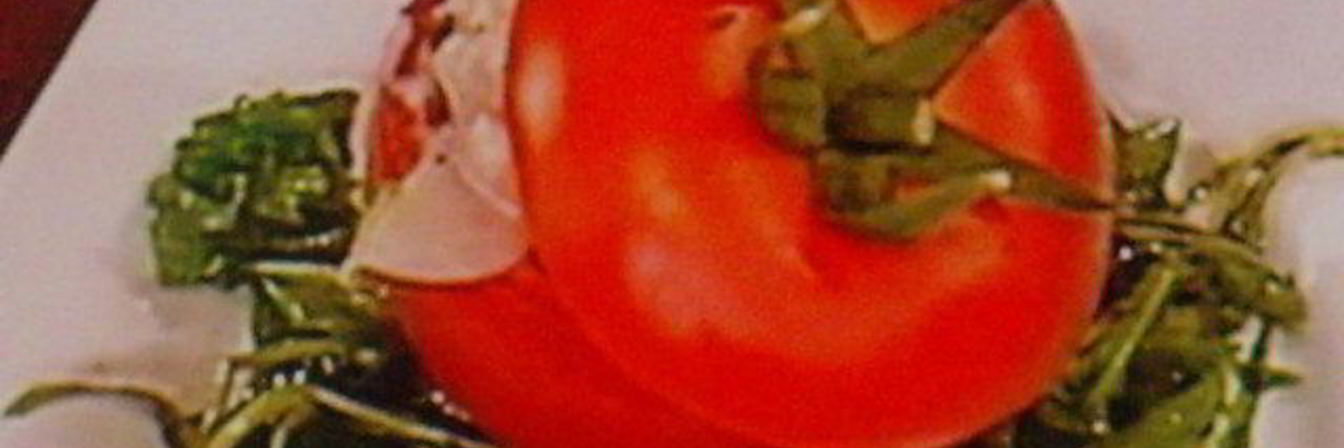 Помидоры, фаршированные крабовым салатом