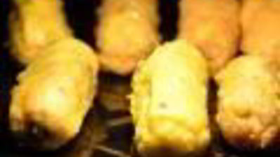 хрустящие роллы с начинкой из рыбы и песто