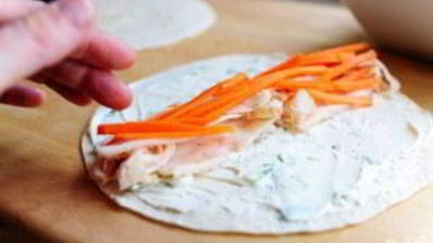 овощные роллы из лепешек тортильяс