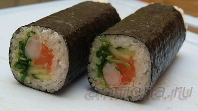 роллы с креветками, чукой и лососем