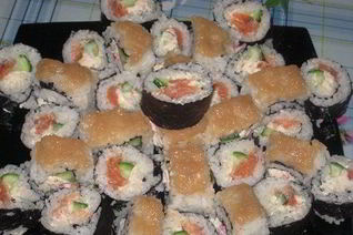 Роллы с нежным творожным сыром