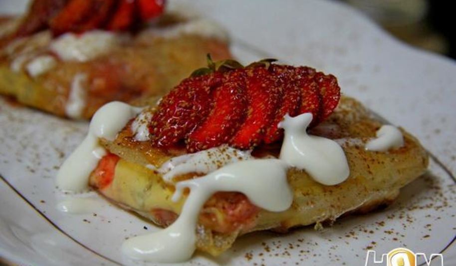 Рецепт спринга-роллов с творогом, клубникой и бананом