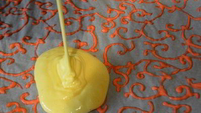 бисквитный рулет с клубничной начинкой ажурный