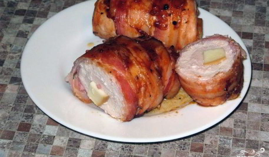 Рецепт куриных рулетиков с копченым сыром
