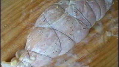 куриные рулетики с сырной начинкой запеченные с картошкой под сливочным соусом