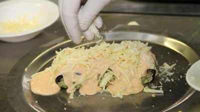 манелла — запеченные рулеты из баклажанов