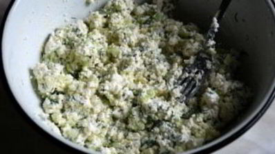 рулетики из кабачков с творогом