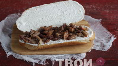 сэндвич с мясом и капустой