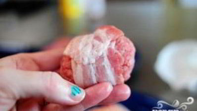 сэндвичи с фрикадельками в беконе