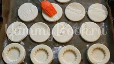 тарталетки из слоеного теста с начинкой