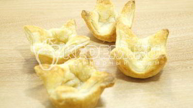 тарталетки из слоеного теста