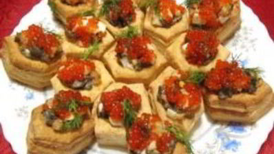 тарталетки с грибами и креветками