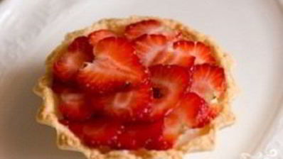 тарталетки с клубникой