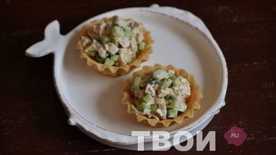 тарталетки с курицей