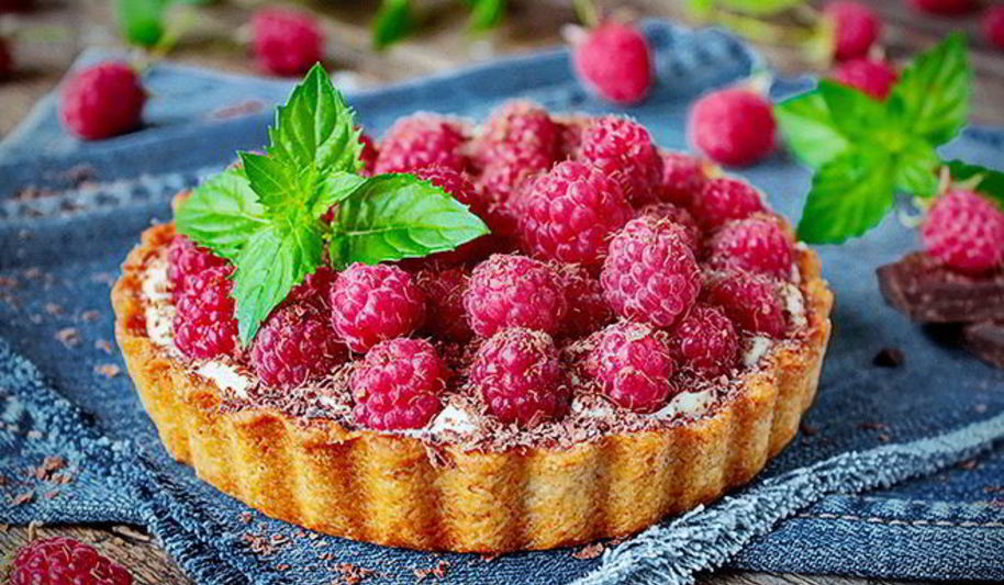 Рецепт тарталеток с малиной и горьким шоколадом