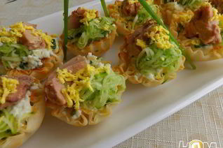 Тарталетки с печенью трески